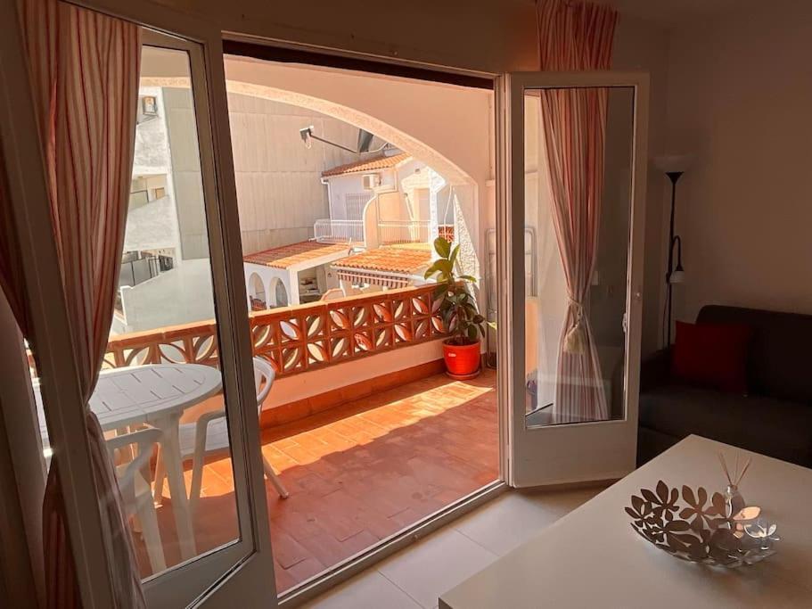 Lindo Apartamento Con Vistas Al Puerto Mistral Empuriabrava Esterno foto