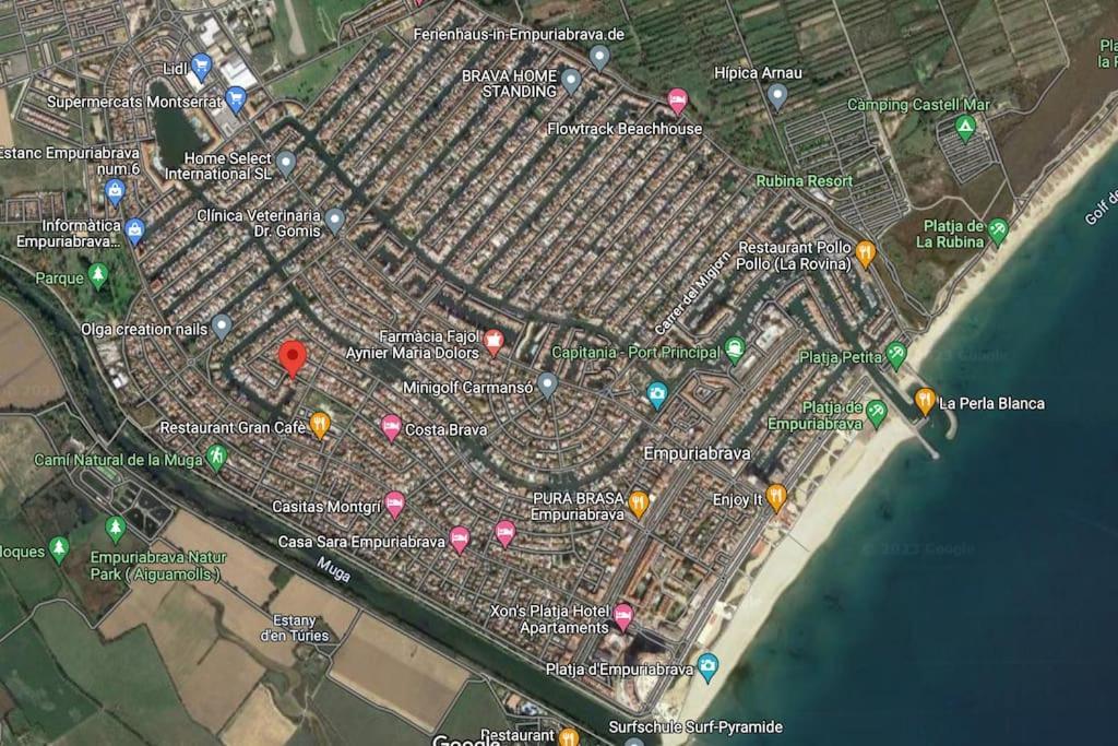 Lindo Apartamento Con Vistas Al Puerto Mistral Empuriabrava Esterno foto